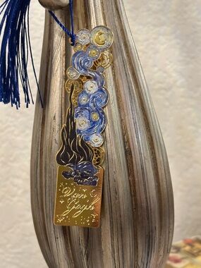 🌟 Van Gogh Starry Night Metal Bookmark 🌟